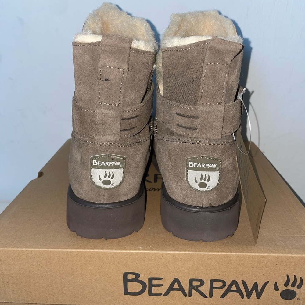 Wellston Seal Brown | Authentic BearPaw | New in box with tag. - Picture 6 of 9